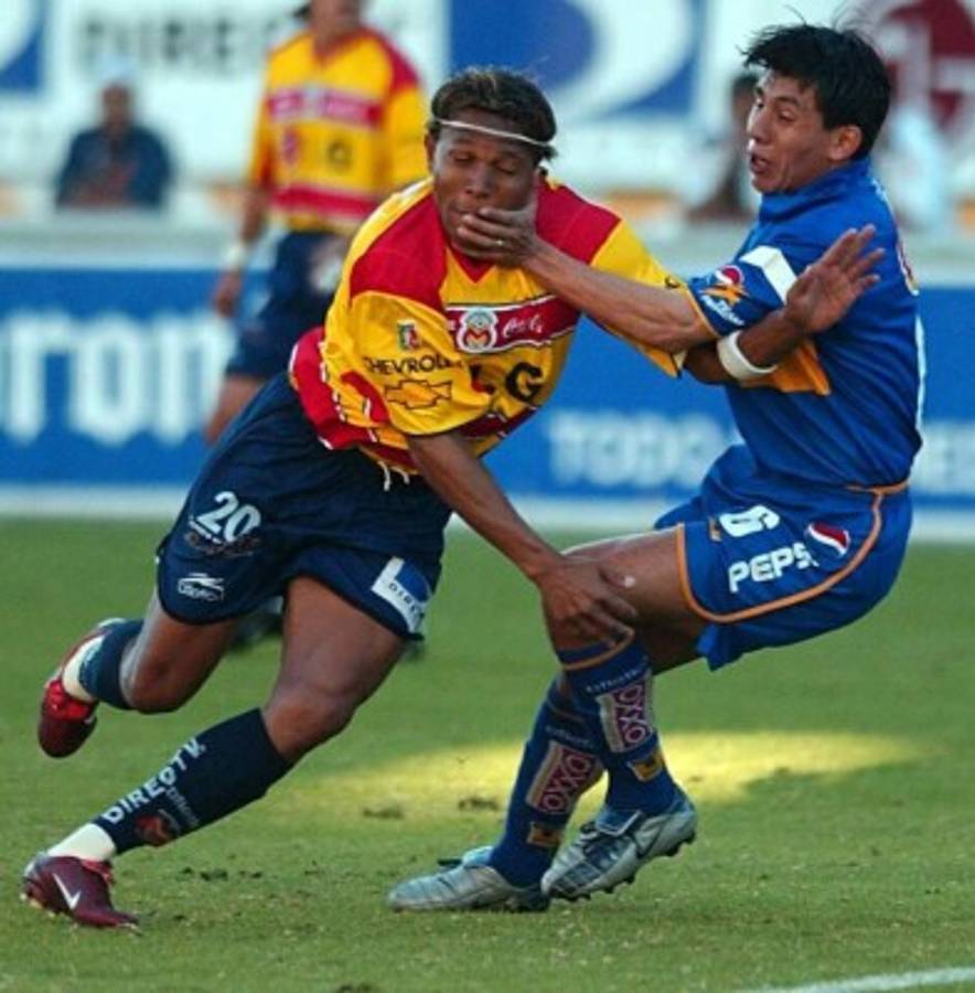 La trayectoria de Carlos Pavón en imágenes