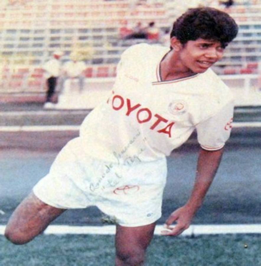 TOP: Futbolistas hondureños que antes de destacar tuvieron un pasado desconocido