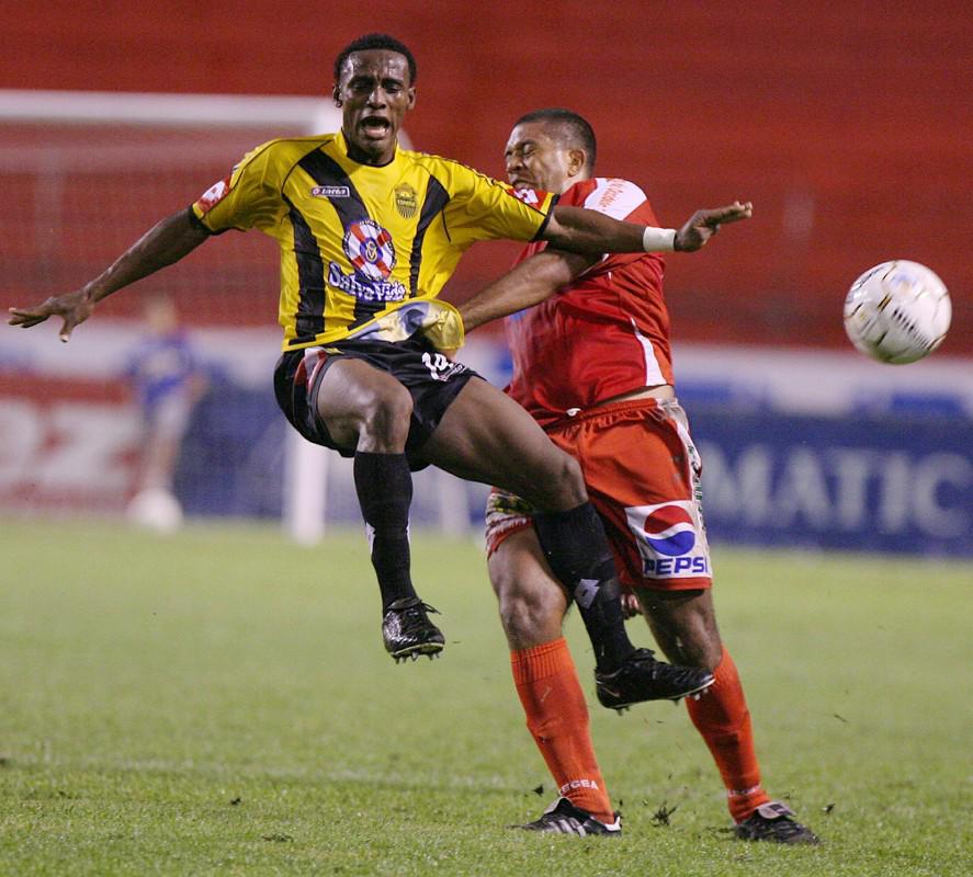 ¡20 futbolistas hondureños que quizás no los recuerdas con la camiseta de este equipo en Liga Nacional!