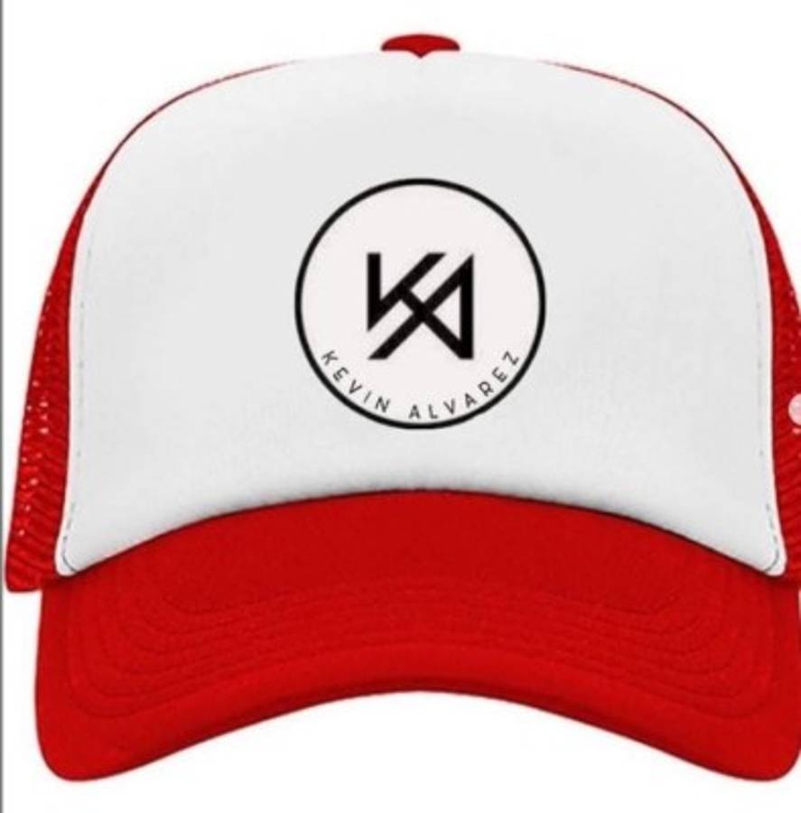 ¡Es de lujo! Kevin Álvarez, seleccionado hondureño, lanza su propia marca y línea de ropa