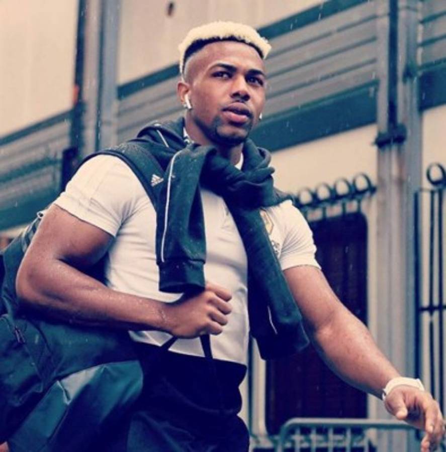 La increíble transformación física de Adama Traoré, compañero del mexicano Raúl Jiménez en Wolverhampton   