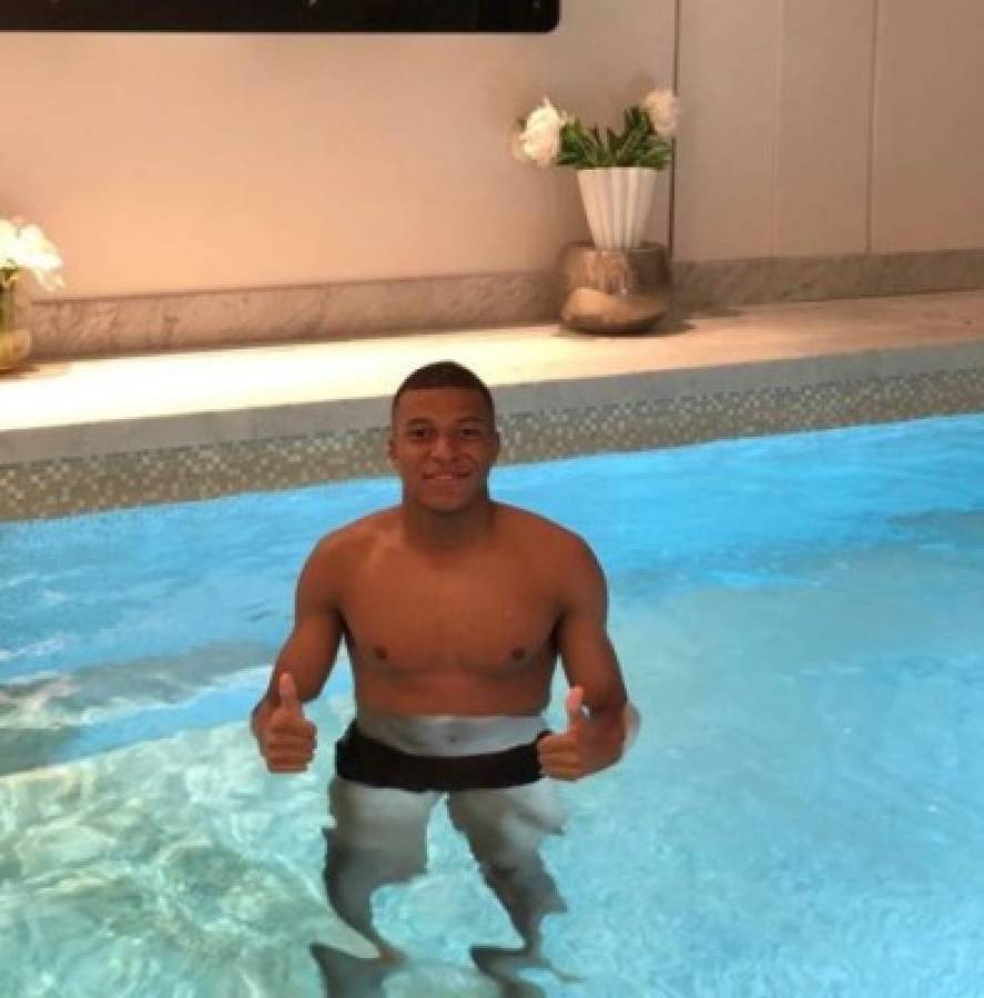 Mbappé, el chico de 21 años que lleva una vida millonaria: Su patrimonio, tiene chofer y su novia