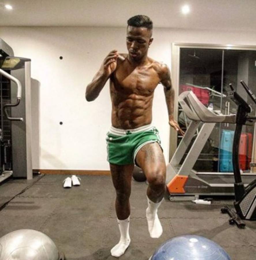 Vinicus copia y se transforma: La increíble rutina de entrenamiento del brasileño a lo Cristiano Ronaldo