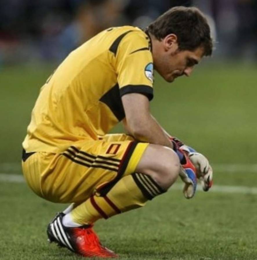 Hombre de récord: Iker Casillas, la despedida del fútbol de un vaquero con números gigantes