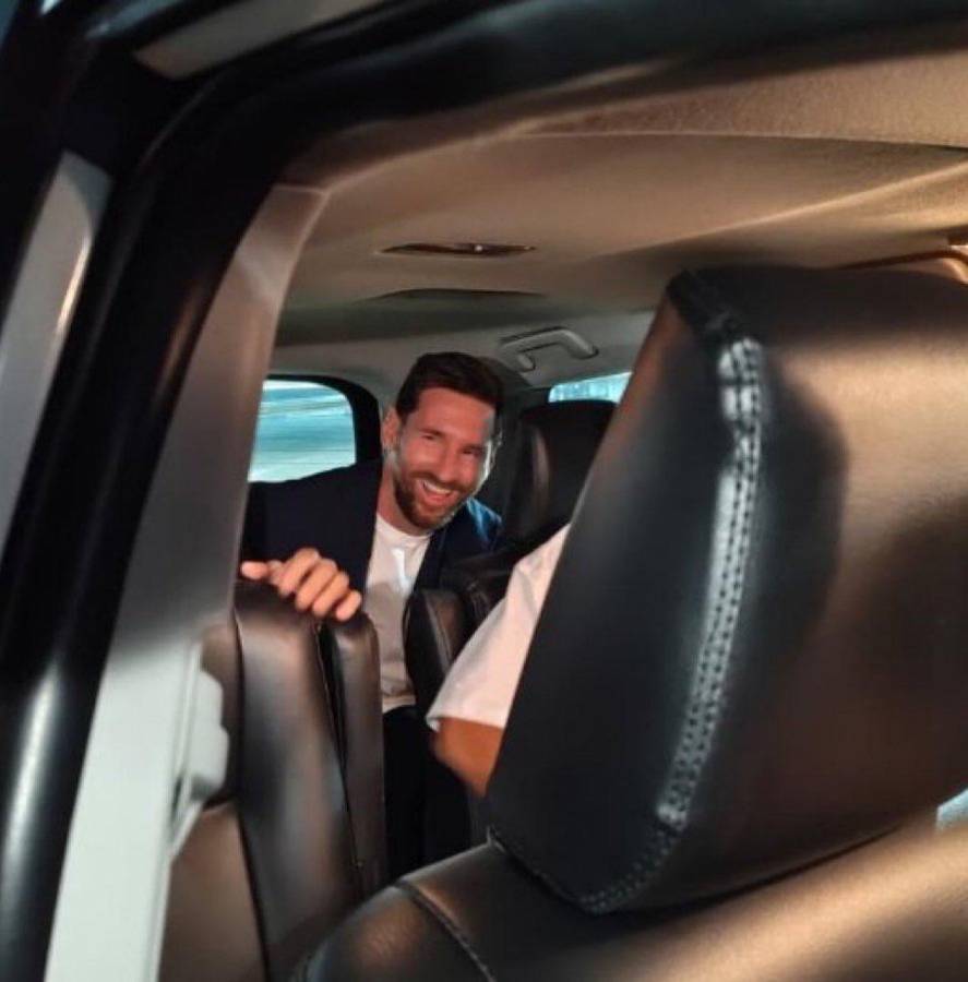 ¡Locura por Messi! Un regalo gigante para el campeón del mundo a su llegada a India