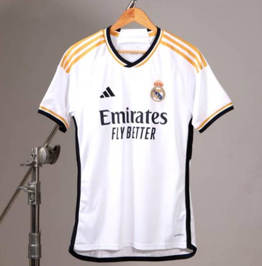 Barcelona y Bayern Múnich con cambio rotundo: Así son las camisas de los equipos para la temporada 2023/24