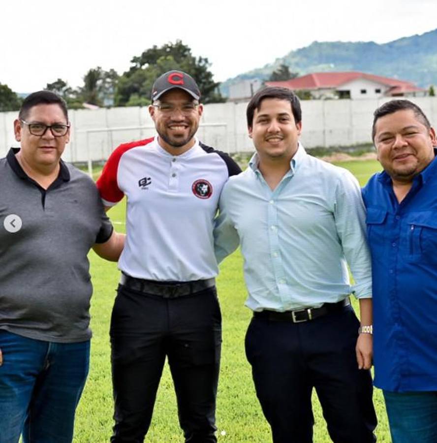 ¿A qué se dedica ahora? José Escalante se retiró como futbolista profesional con 29 años, pero ya tiene nuevo trabajo