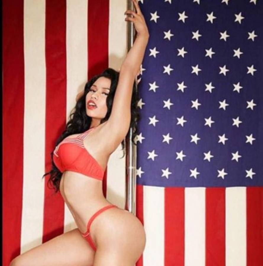 ¡Hasta enamoran futbolistas! Las 14 'chaparritas' más sensuales del mundo