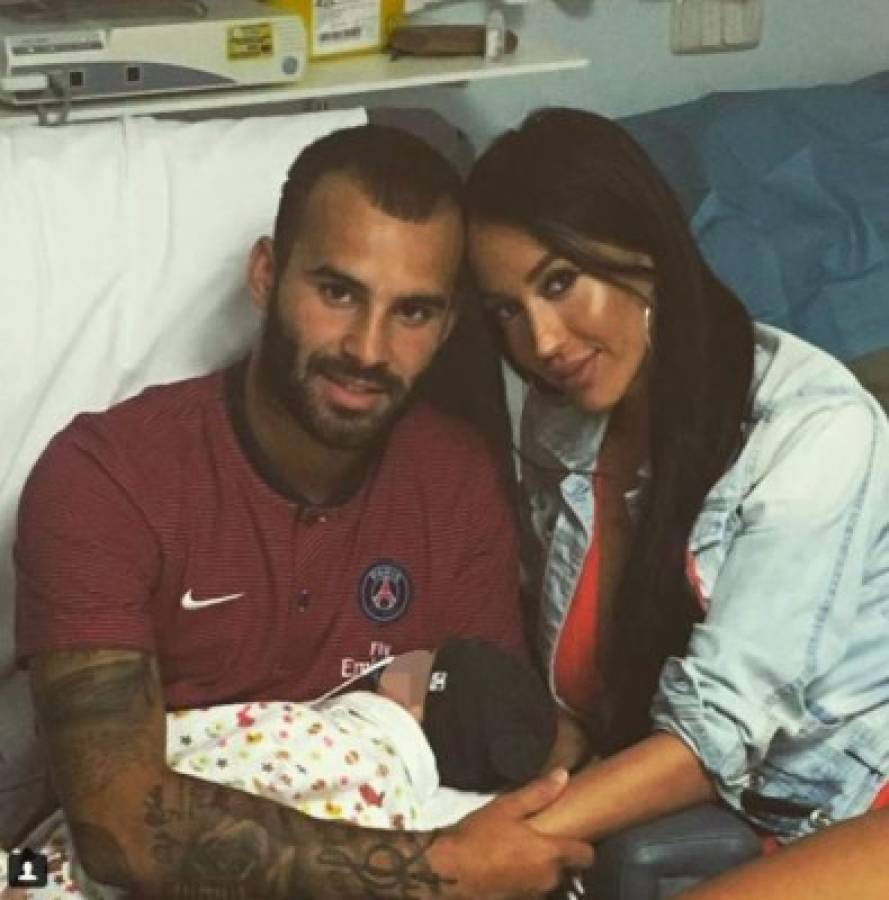 Aurah Ruiz, la novia de Jesé Rodríguez, publica polémicos Whatsapps para el jugador