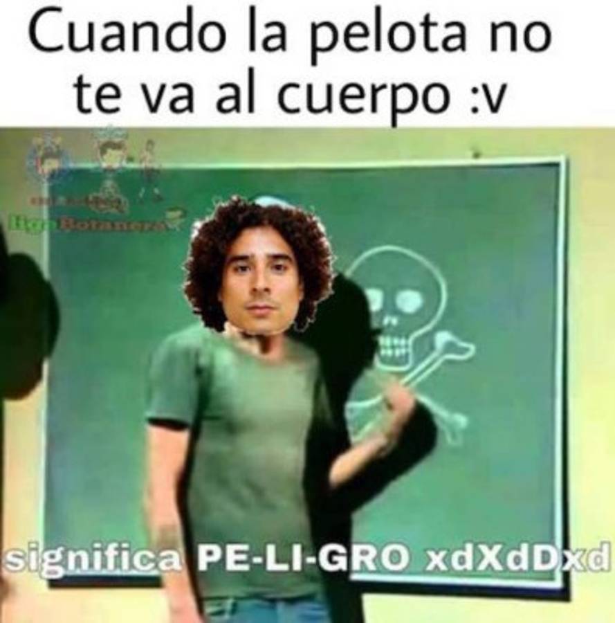 Crueles memes contra 'Memo' Ochoa por 'comerse' otros siete goles
