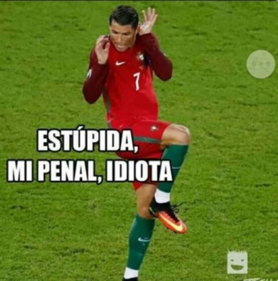 ¡Los memes atacan a Cristiano tras fallar penal pero también se acuerdan de Messi!
