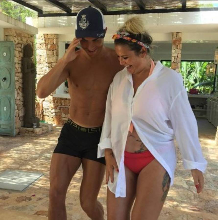 Revelan por qué Georgina no aparece en las fotos de vacaciones de Cristiano Ronaldo