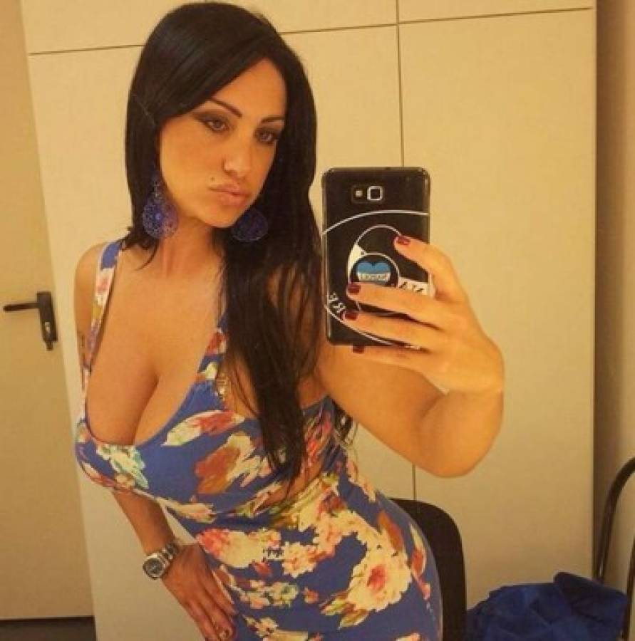 Marika Fruscio, la sexy aficionada del Napoli que no perdona a Gonzalo Higuaín