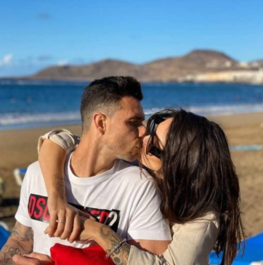 Las 10 cláusulas del contrato matrimonial que puso una sexy influencer a futbolista español
