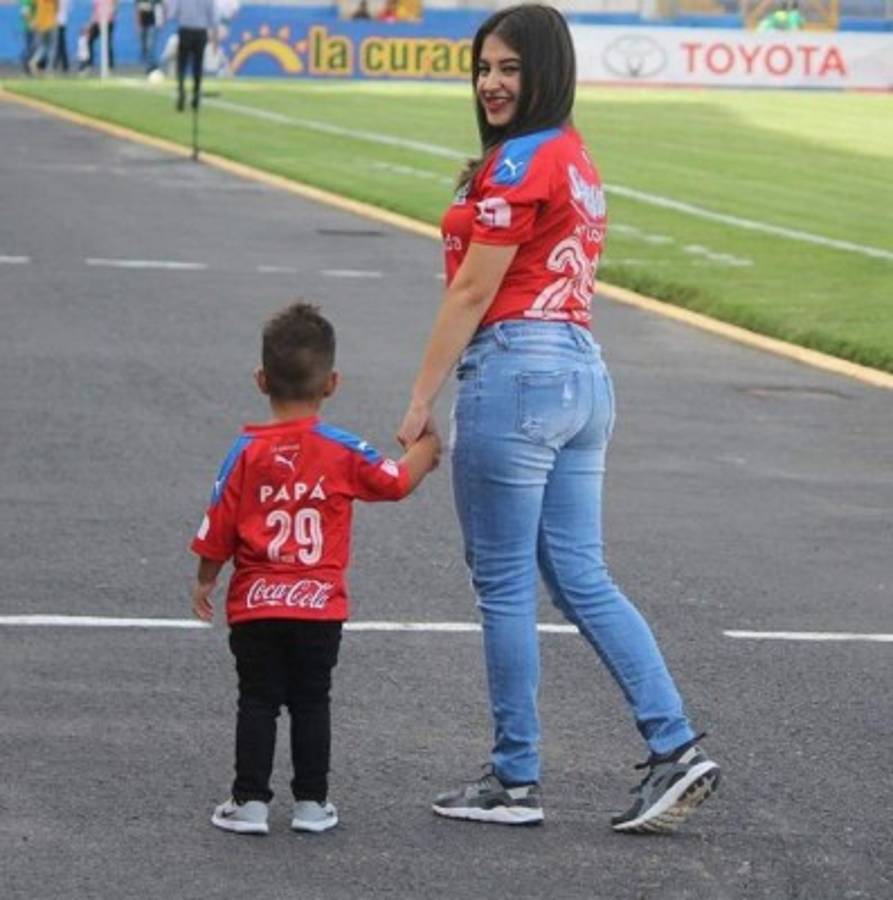 La mujer detrás del éxito de German 'Patón' Mejía en el Olimpia de Pedro Troglio