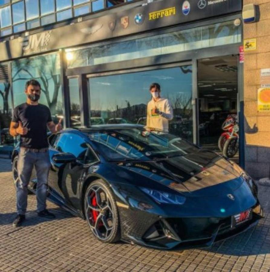 Crack del Barcelona marcó un golazo y luego se compró un Lamborghini de 250 mil euros