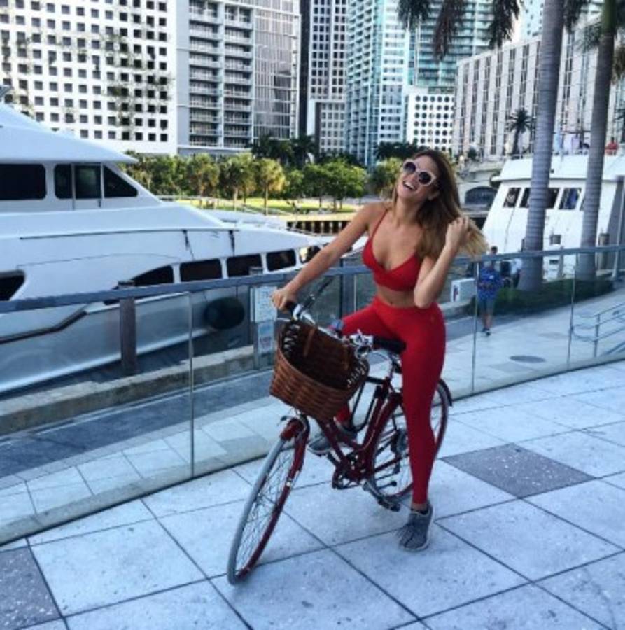 Zuleyka Rivera, la bella chica fit que consiguió más fama 'Despacito'