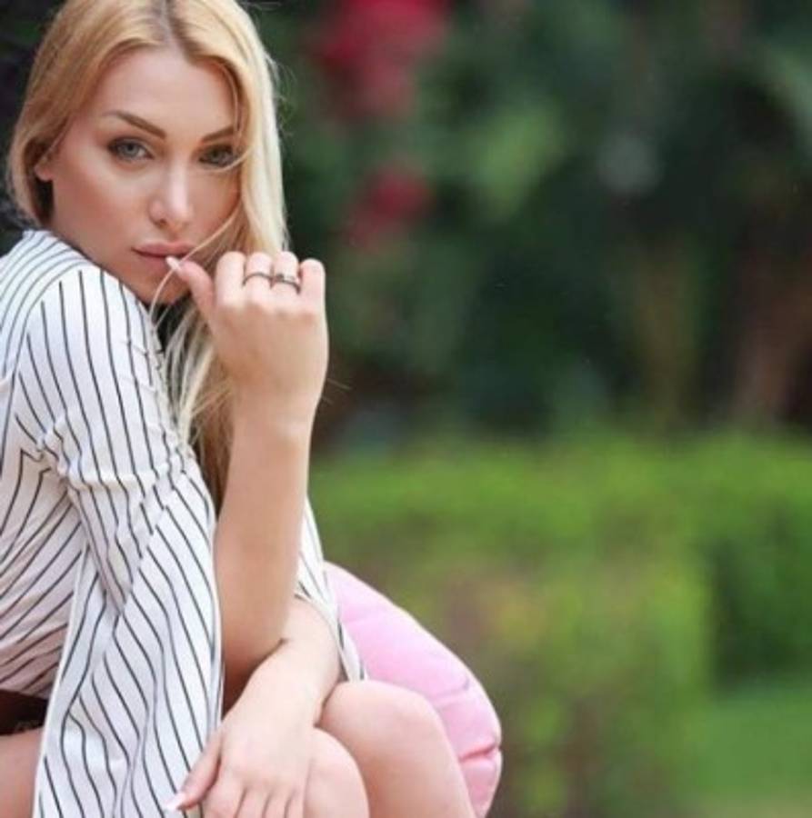 Elisa de Panicis, la otra candente chica que estuvo en el yate de Cristiano Ronaldo