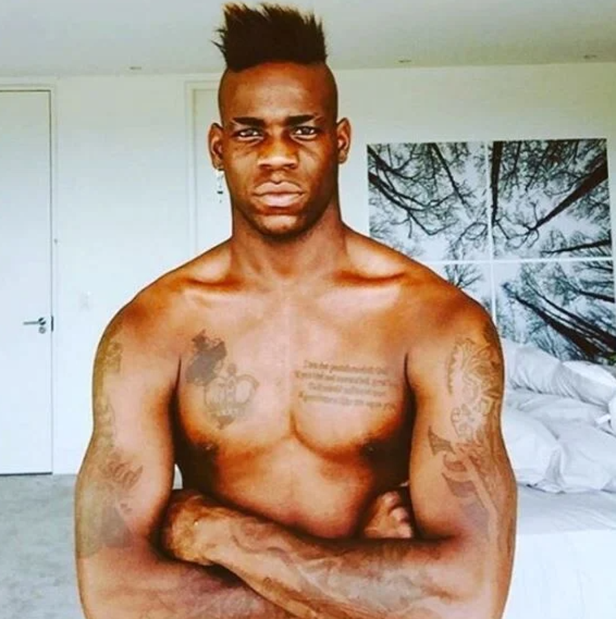 El sorprendente cambio físico de Mario Balotelli a sus 33 años: “¿Qué le pasó? Dios mío, está fatal”
