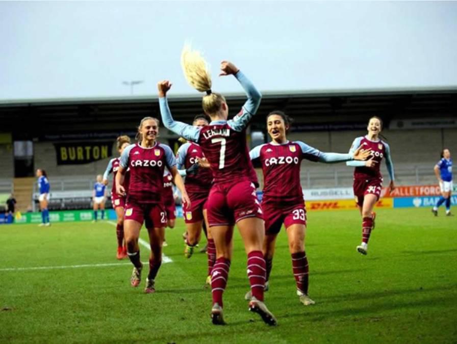 El motivo por el que Alisha Lehmann, futbolista bisexual, terminó con su novio y se hizo la más famosa en Suiza