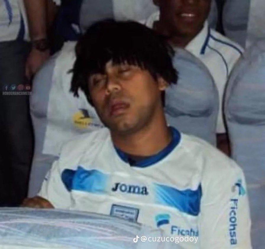 La selección de Supremo, el bus y la pelea: los jocosos memes que dejó el empate Honduras vs Costa Rica