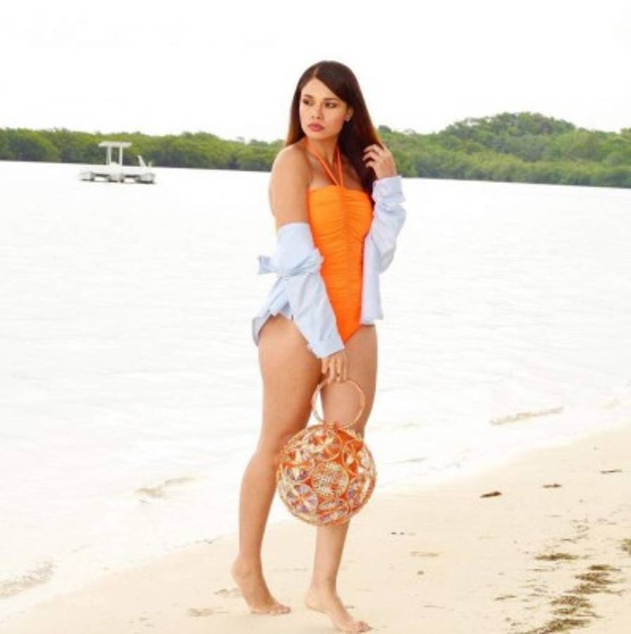 Así están disfrutando los famosos de Honduras del Verano 2018