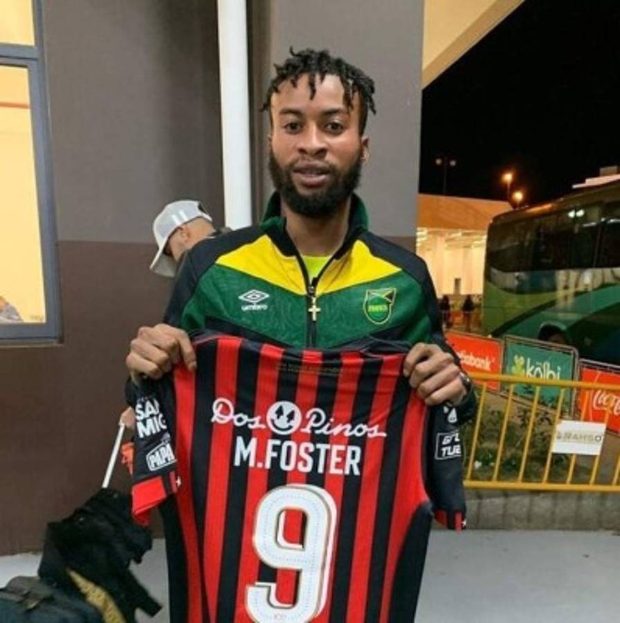 Centroamérica: Defensa deja Alajuelense y ficha por Marathón; tico y panameño a Europa