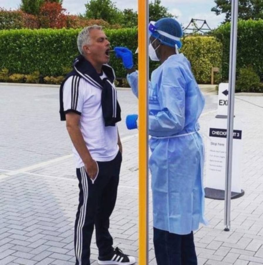 Así es el lado íntimo de Mourinho: Regala jamón a sus jugadores y hace denuncias en Instagram