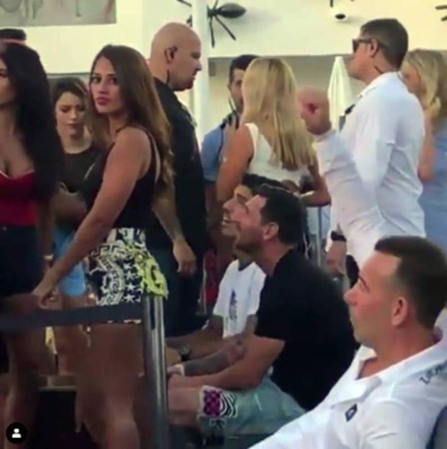 Con bella compañía: La memorable fiesta en Ibiza de Messi, Luis Suárez, Fábregas y Jordi Alba