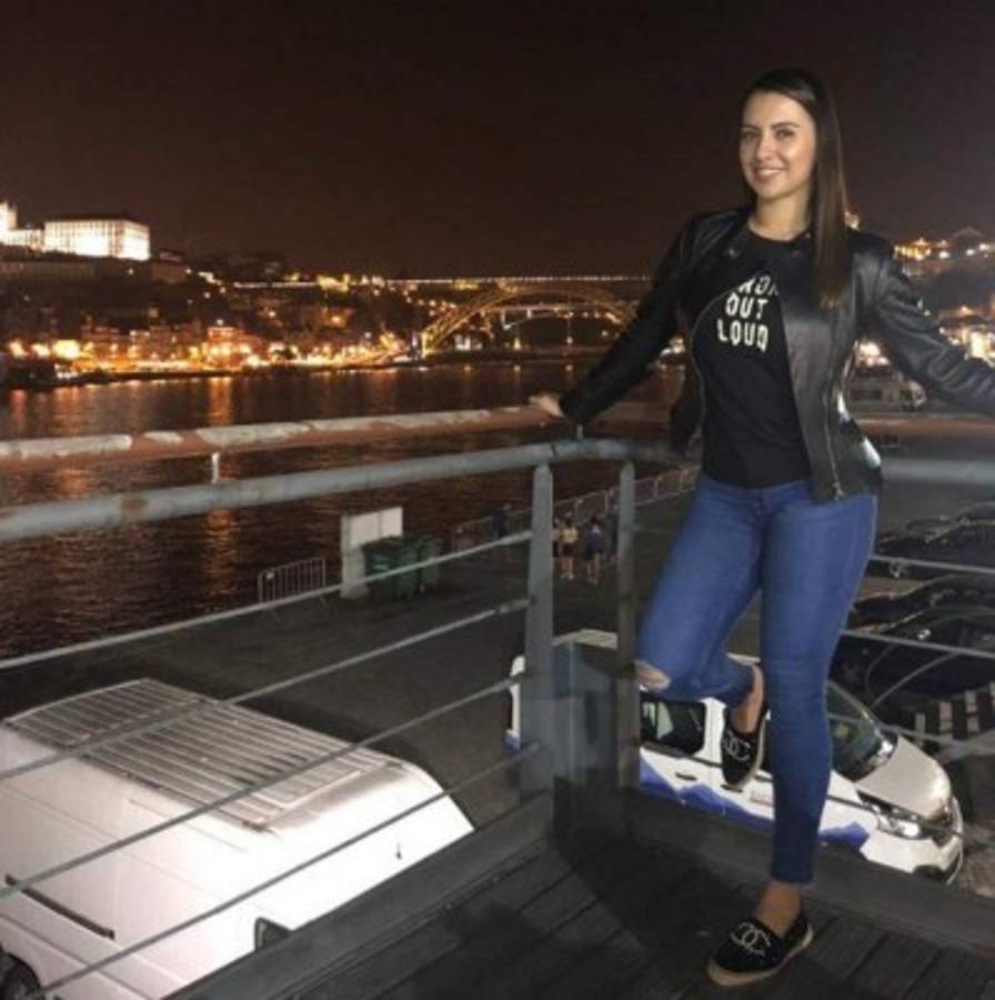 Shantal Mayo, la hermosa esposa del mexicano Héctor Herrera que roba miradas