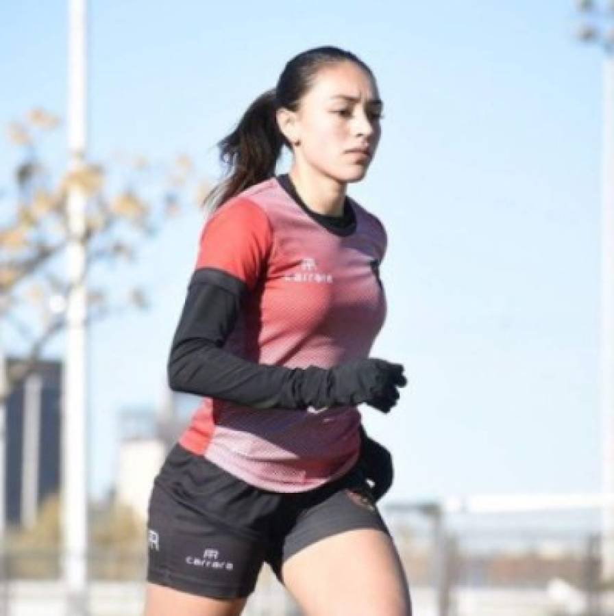 ¡Es una muñeca! La hermosa contención mexicana que levanta suspiros hasta en los entrenamientos