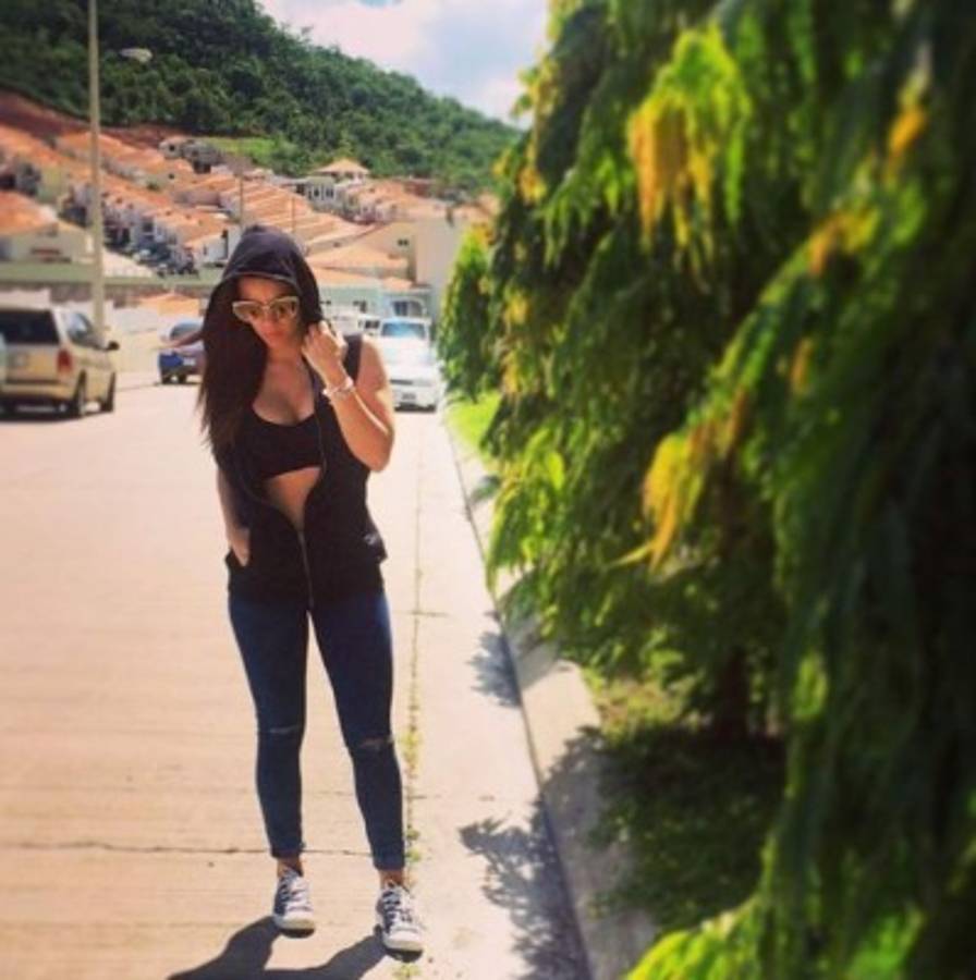 Las 20 mejores fotos de la hermosa Paola Lazzaroni en Instagram