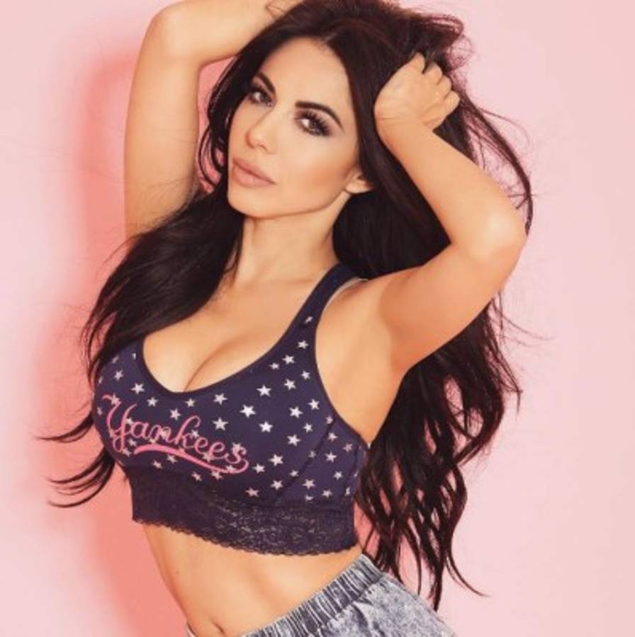 Isabel Zambrano y Jimena Sánchez, el otro duelo del México-Honduras