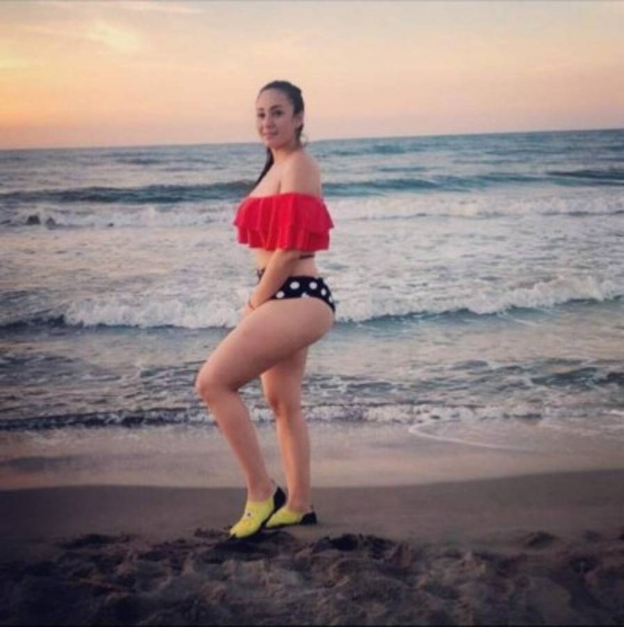 Azaria Torres, la linda novia de jugador extranjero de Liga Nacional