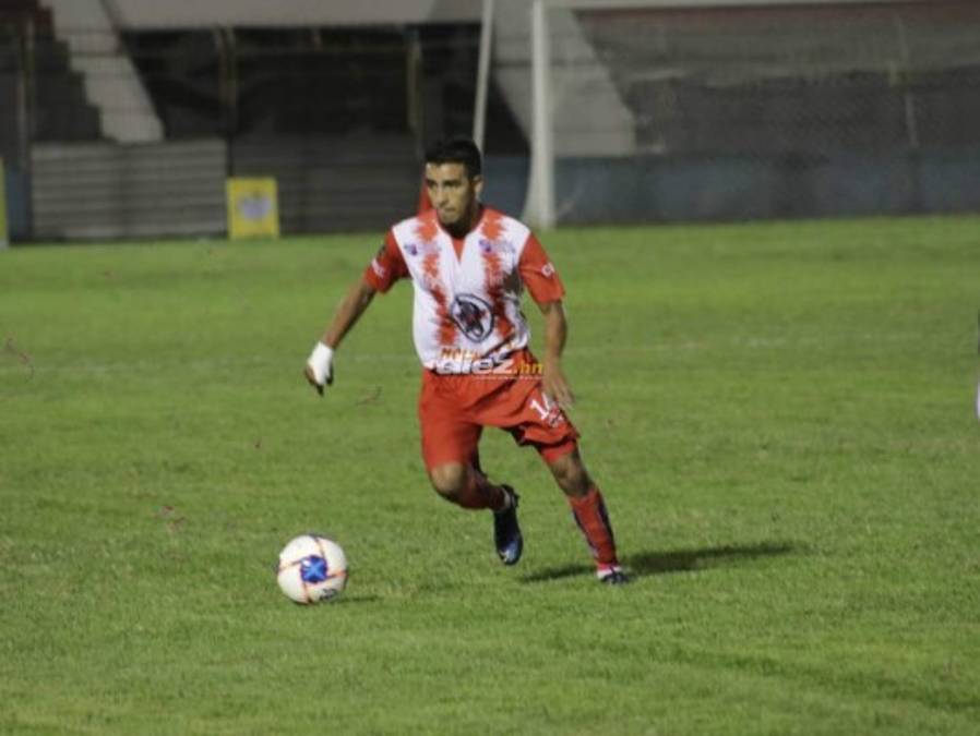 Vida le renueva contrato al defensor Carlos Argueta hasta el 2024