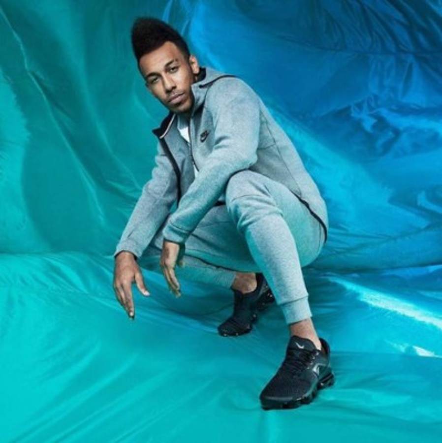 Jets, Lamborghinis y moda: Los Lujos de Pierre-Emerick Aubameyang en Inglaterra   