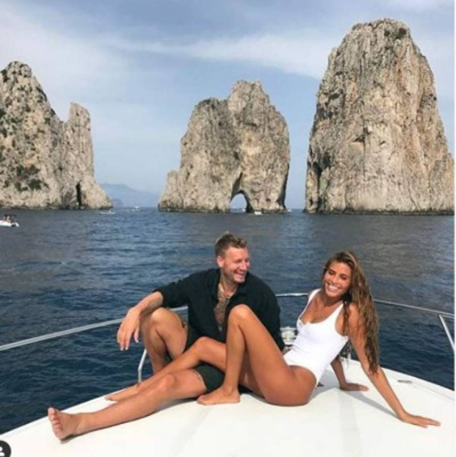 Las confesiones de escándalo de Bendtner: Futbolistas prefieren pagar a trabajadoras sexuales
