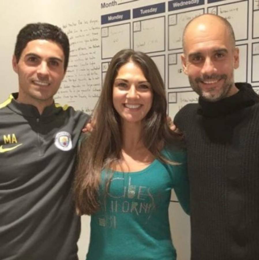 ¡Hermosa! Lorena Bernal, la guapa esposa del candidato a asumir el banquillo del Arsenal
