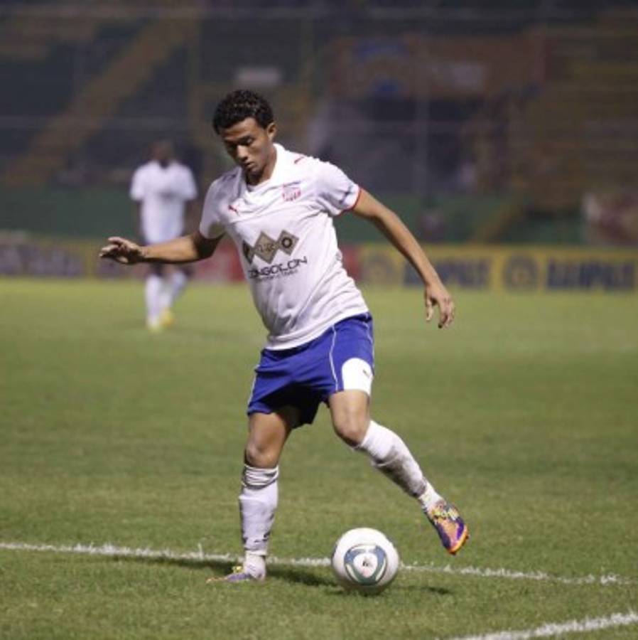 ¡Lo revelan! El primer salario que cobraron los futbolistas hondureños en primera división