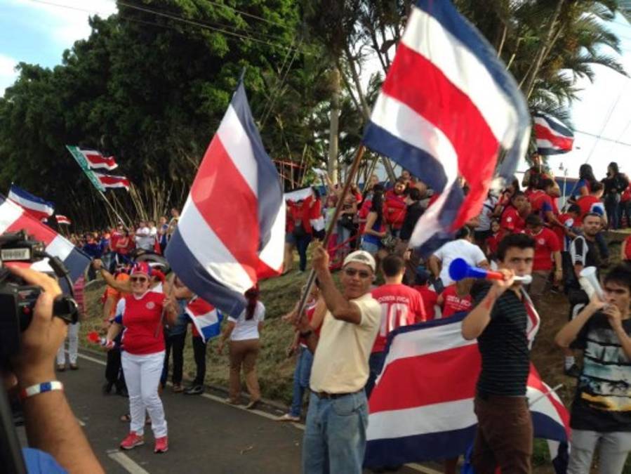 Espectacular celebración de la selección de Costa Rica en San José
