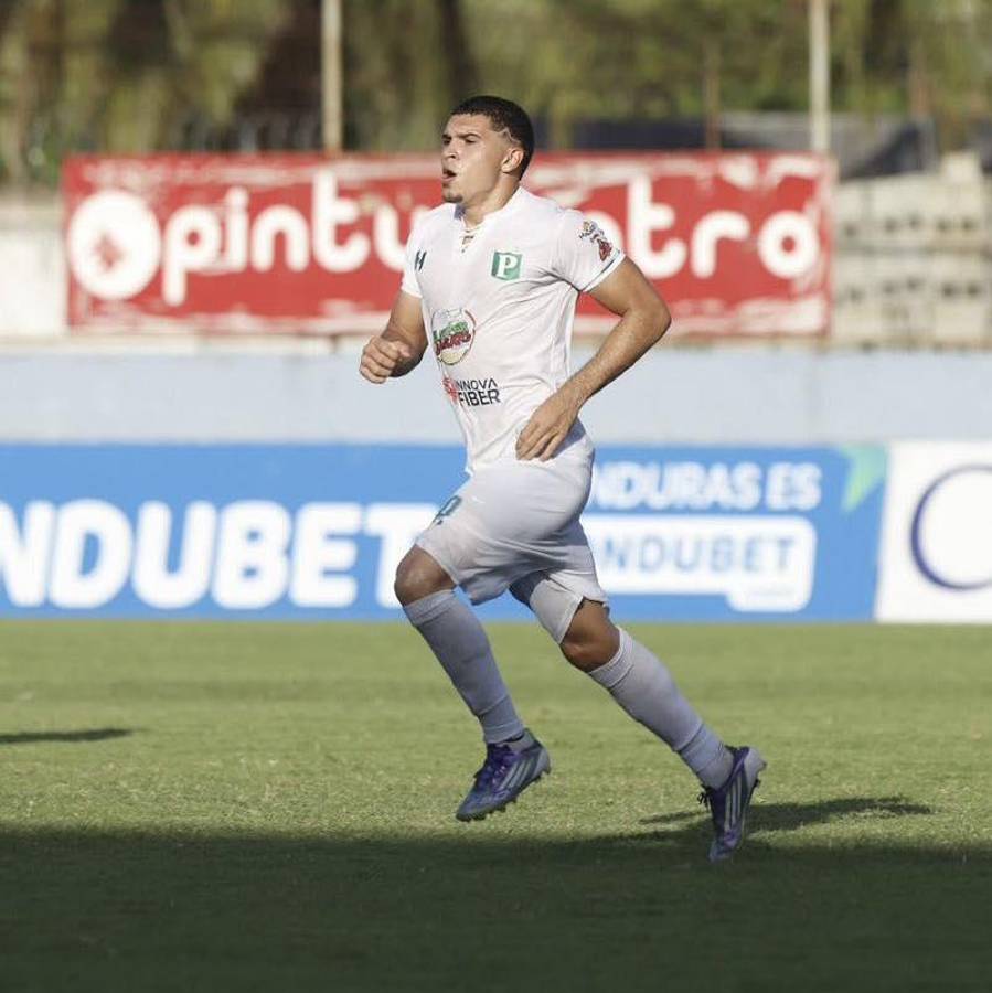 ¿De olvidados a soluciones? Ante la plaga de lesiones, Rueda busca recursos para rendir en la Selección de Honduras