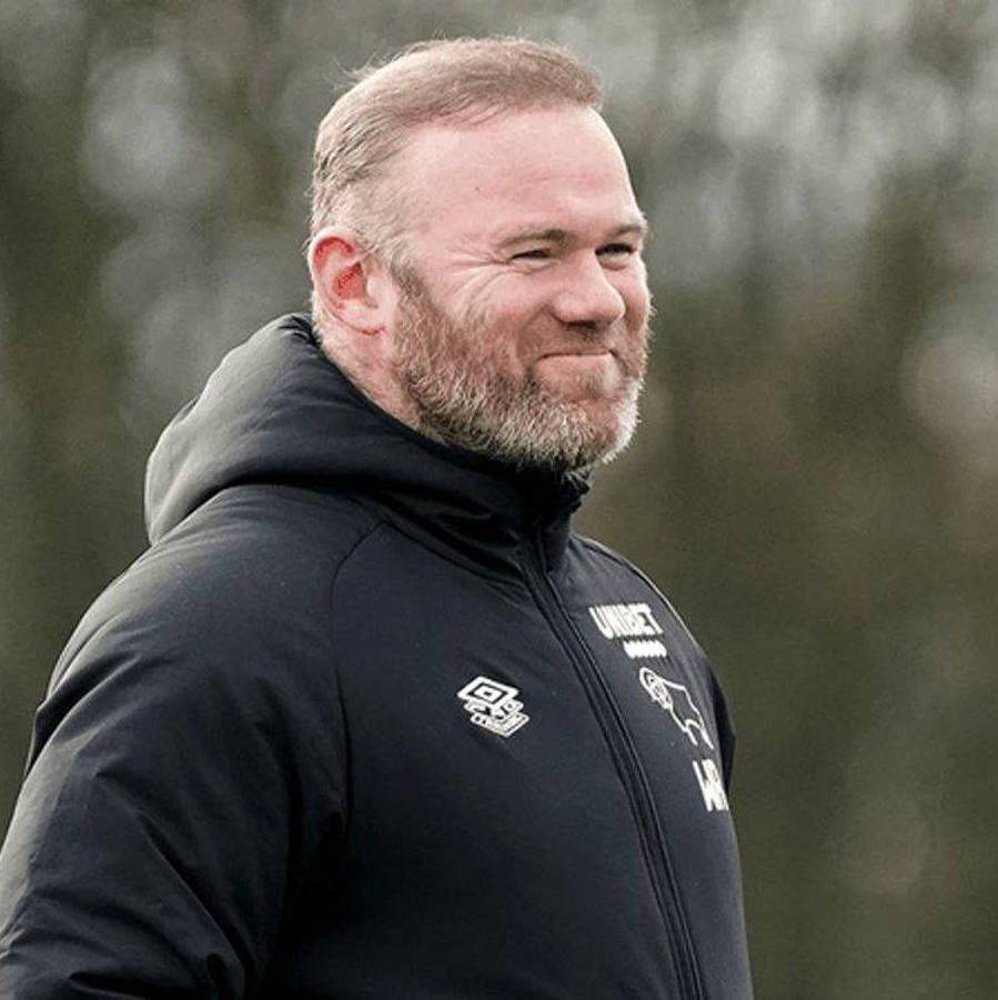 ¿Qué le pasó? Las impactantes imágenes de Wayne Rooney; es menor que Cristiano Ronaldo, pero su físico dice lo contrario