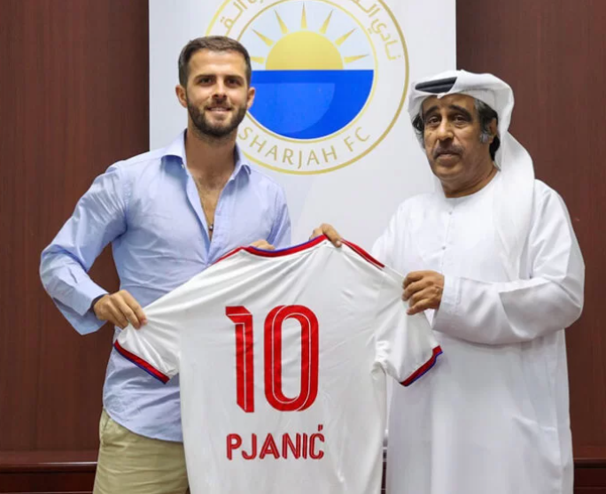 Pjanic signed with Sharjah until 2024 after passing through Barcelona.