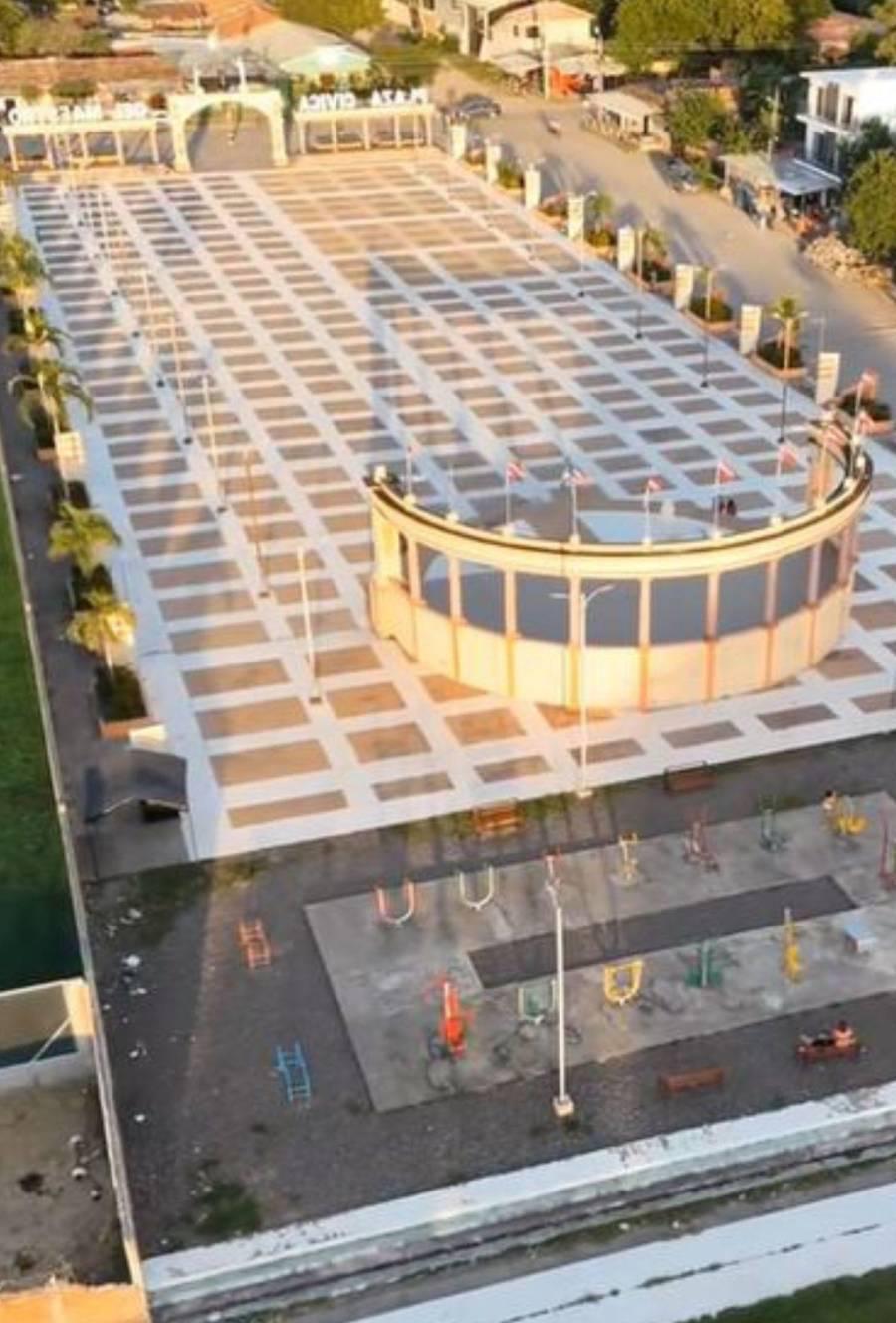 ¡Será una alfombra! Así está quedando el estadio Fausto Flores Lagos de Choluteca con su remodelación