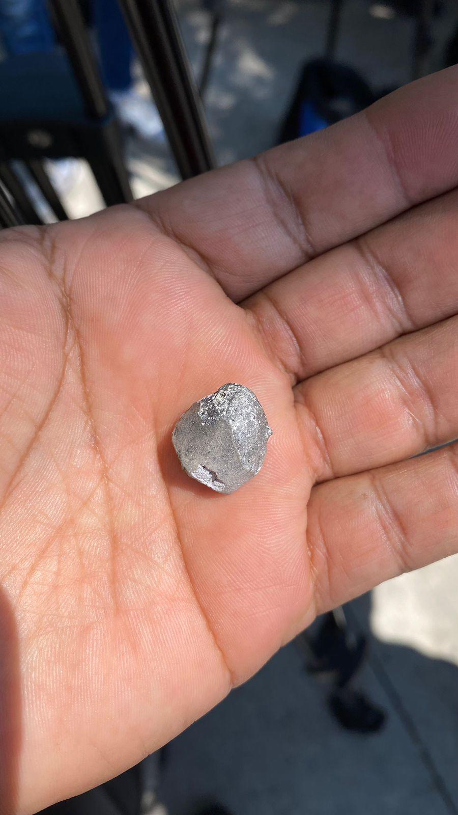 Escándalo en Chivas: un futbolista explotó un petardo en la conferencia y los periodistas abandonaron el lugar