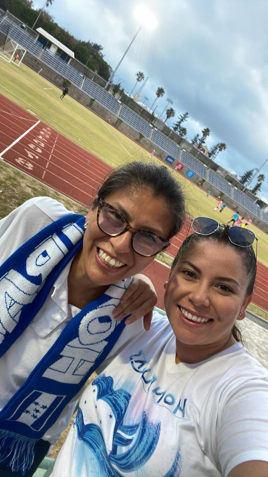 FOTOS: Chelito Martínez debuta con Honduras y le pasaron la ‘cero’; las catrachas en Bermudas y festejo de la ‘H’