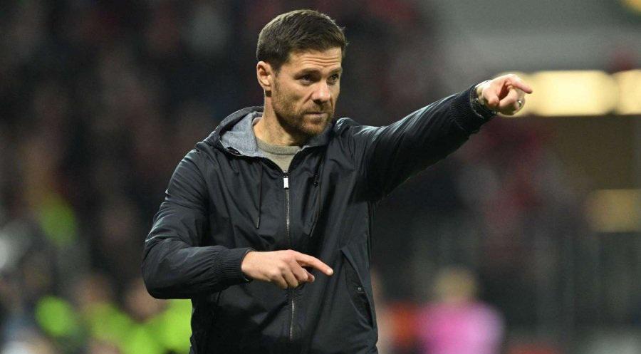 Ya concretó  dos fichajes y los que vienen: el brutal 11 del Real Madrid de Xabi Alonso para destruir al Barcelona