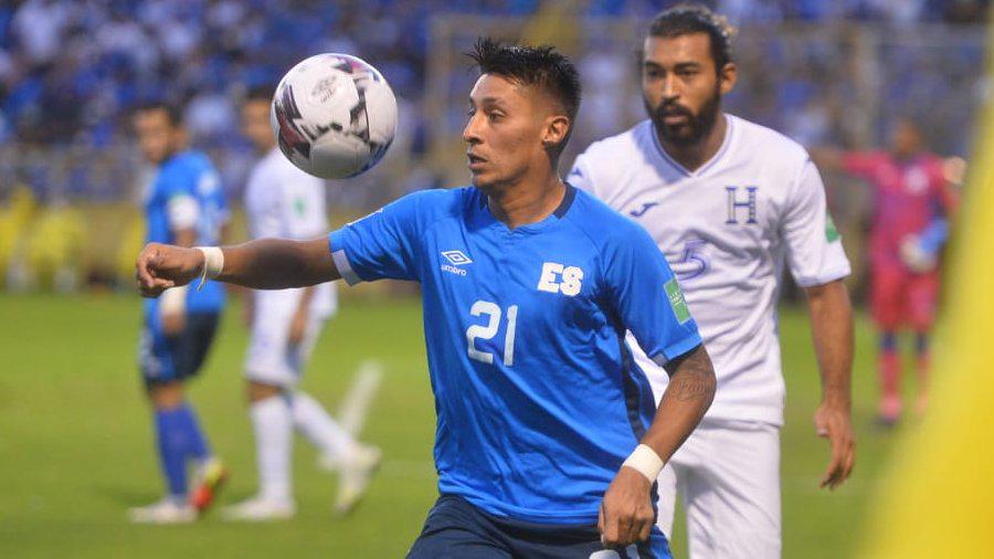 Triste actualidad: ¿Qué fue de Danny Acosta, el defensa hondureño por el que Fabián Coito apostó en el proceso a Qatar?