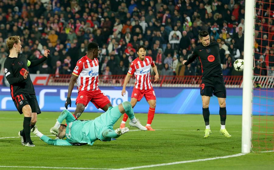 Terrible herida de Cubarsí que terminó con 10 puntos en la cara, crisis en el PSG y el penal más tonto en la historia de la Champions