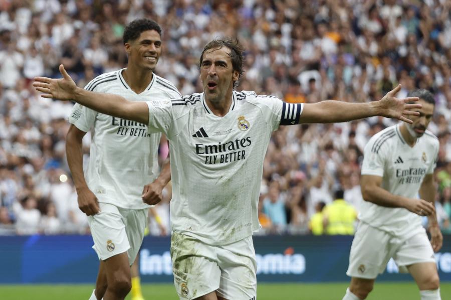 Toni Kroos volvió al Bernabéu y lo hizo con gol: Raúl se rinde ante el alemán en partido de leyendas del Real Madrid